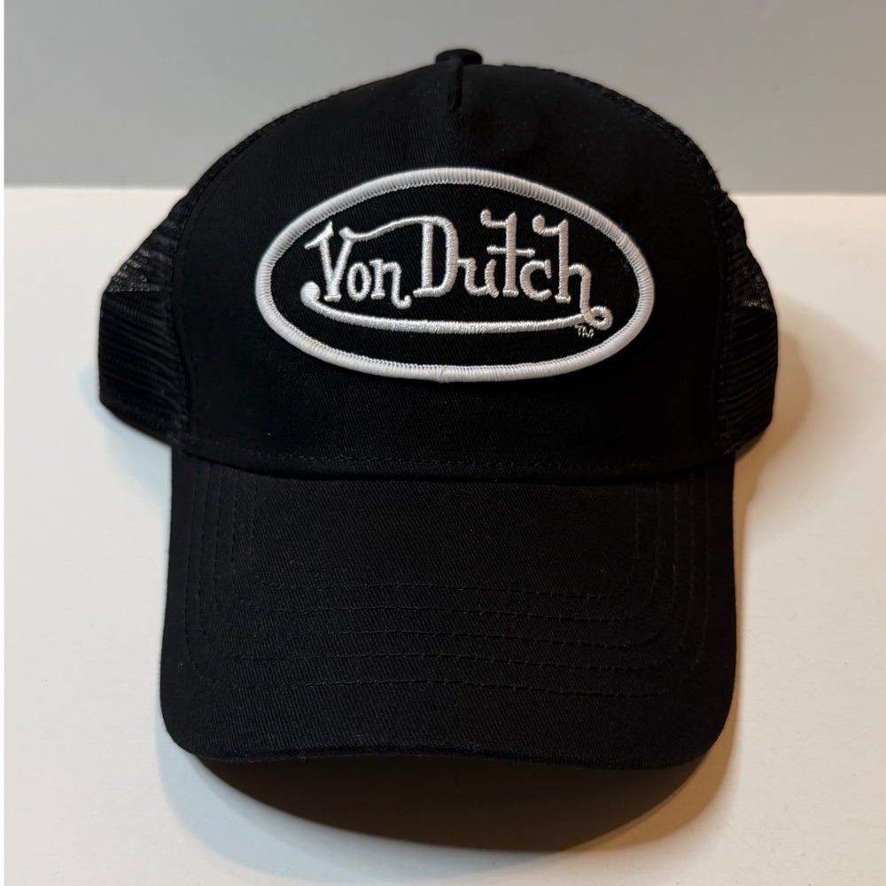 Von Dutch Trucker Hat Unisex OS Black Logo Snapback Cap NWOT